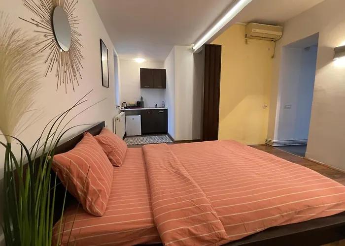 Savoya5 Old Citycenter Selfcheckin Workspacestudio *