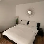 Savoya5 Old Citycenter Selfcheckin Workspacestudio Apartment *