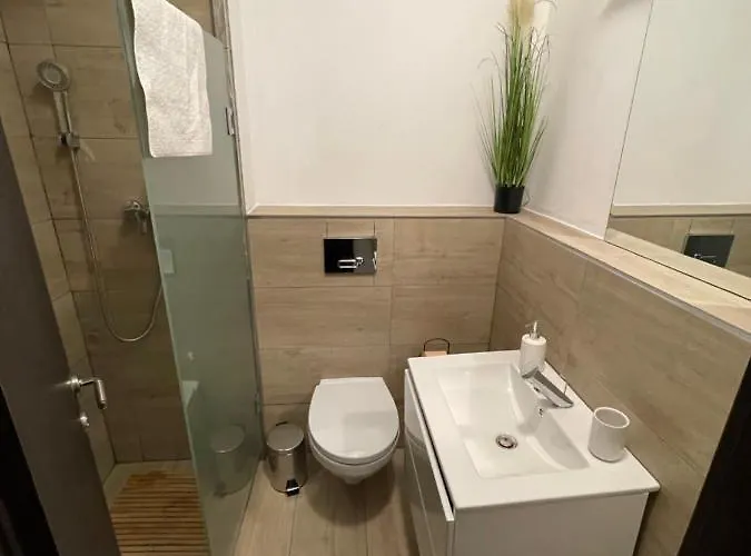 Savoya5 Old Citycenter Selfcheckin Workspacestudio *